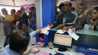 Demonetisation: Government looking at strengthening cheque bounce law