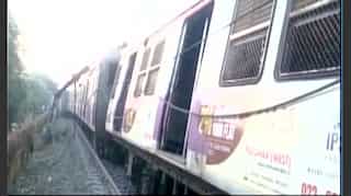 Mumbai: Five coaches of local train derail, no injuries reported