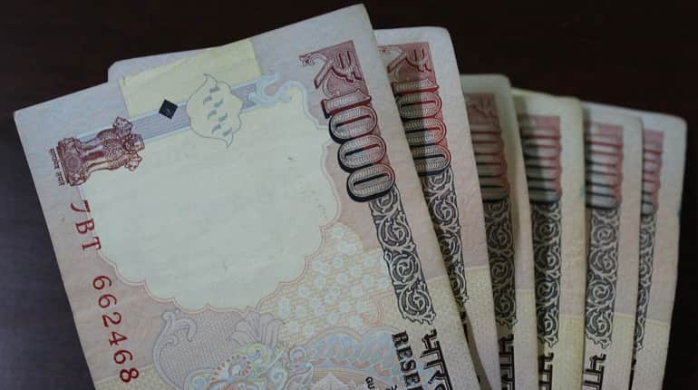 Demonetisation: Government scraps jail term for old cash holders Demonetisation: Government scraps jail term for old cash holders