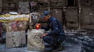 Campaign against IS gaining momentum in Mosul, says senior US army commander
