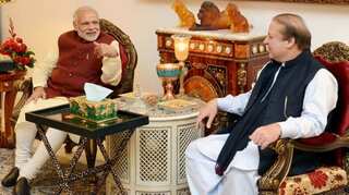 Pakistan seeks peaceful ties with neighbours: Sharif