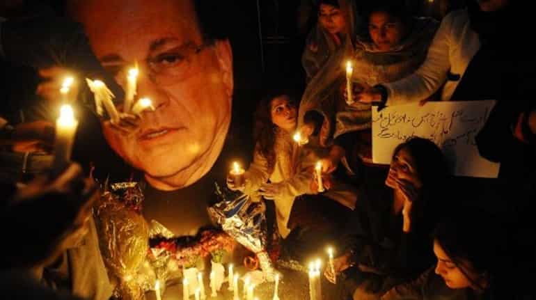 Pakistan: Over 100 clerics among 150 arrested for 'celebrating' Salman Taseer's killing Pakistan: Over 100 clerics among 150 arrested for 'celebrating' Salman Taseer's killing