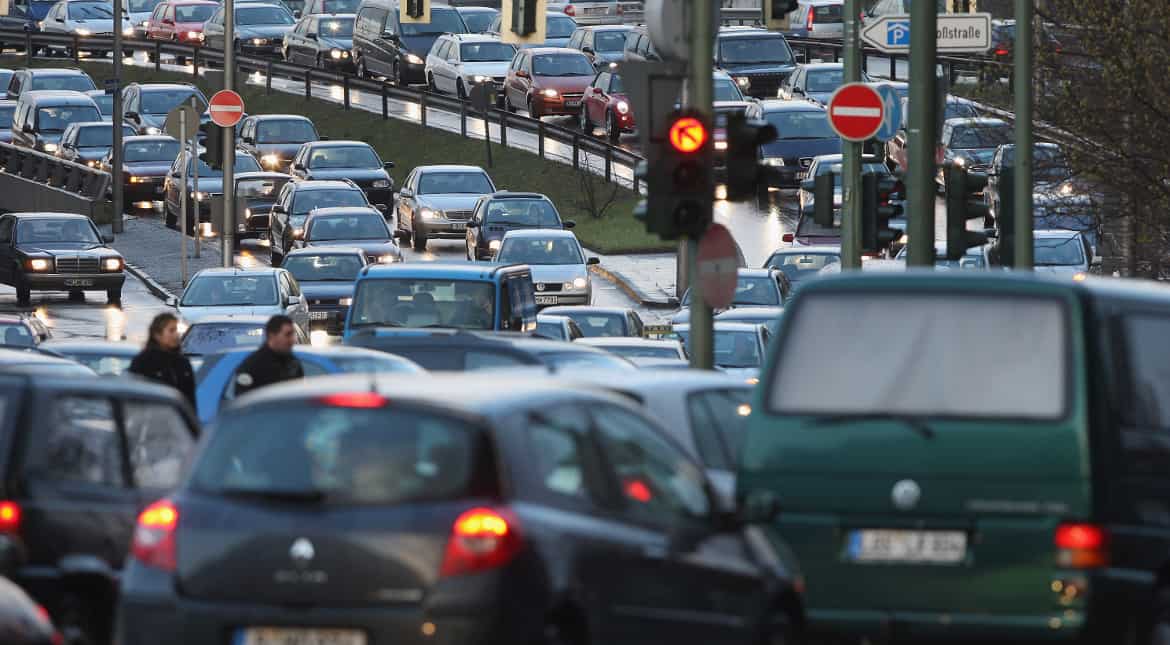 Closer you live to busy road, higher the chance of dementia