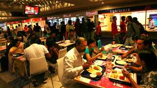 India: Delhi restaurants refuse to follow new service charge rule