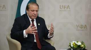 Panamagate: Pakistan top court puts onus on PM Sharif's family to establish ownership of firm