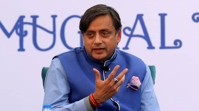 India should continue buying oil from Iran: Shashi Tharoor India should continue buying oil from Iran: Shashi Tharoor