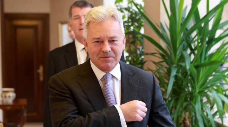 Resigning UK minister: Sad that Britain has to work under Brexit 'dark cloud'