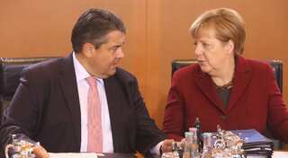 German economy minister Gabriel to run against Merkel: Reports