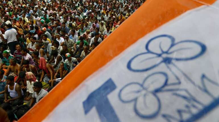 India: Unidentified gunmen kill two at ruling party's office in West Bengal's Kharagpur India: Unidentified gunmen kill two at ruling party's office in West Bengal's Kharagpur