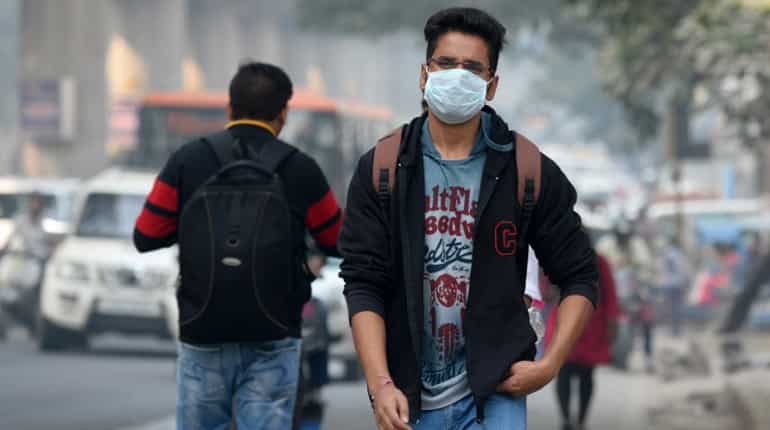 As air pollution soars in Delhi, schools to remain shut for two days As air pollution soars in Delhi, schools to remain shut for two days
