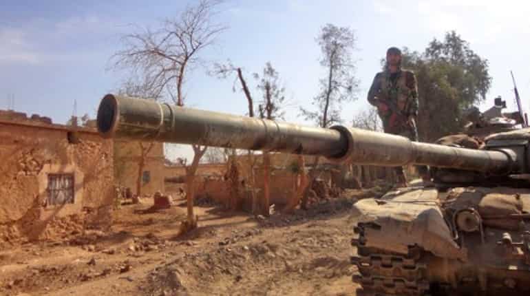 30 dead as IS attacks city in east Syria, says monitor 30 dead as IS attacks city in east Syria, says monitor