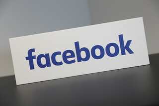 Facebook to crack down on fake news sites in Germany's election year