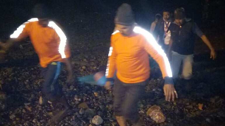 Stampede kills six in religious India festival Stampede kills six in religious India festival