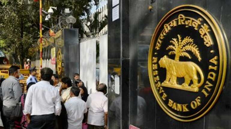 Countries with higher public debt levels should bring it down, says IMF deputy managing director