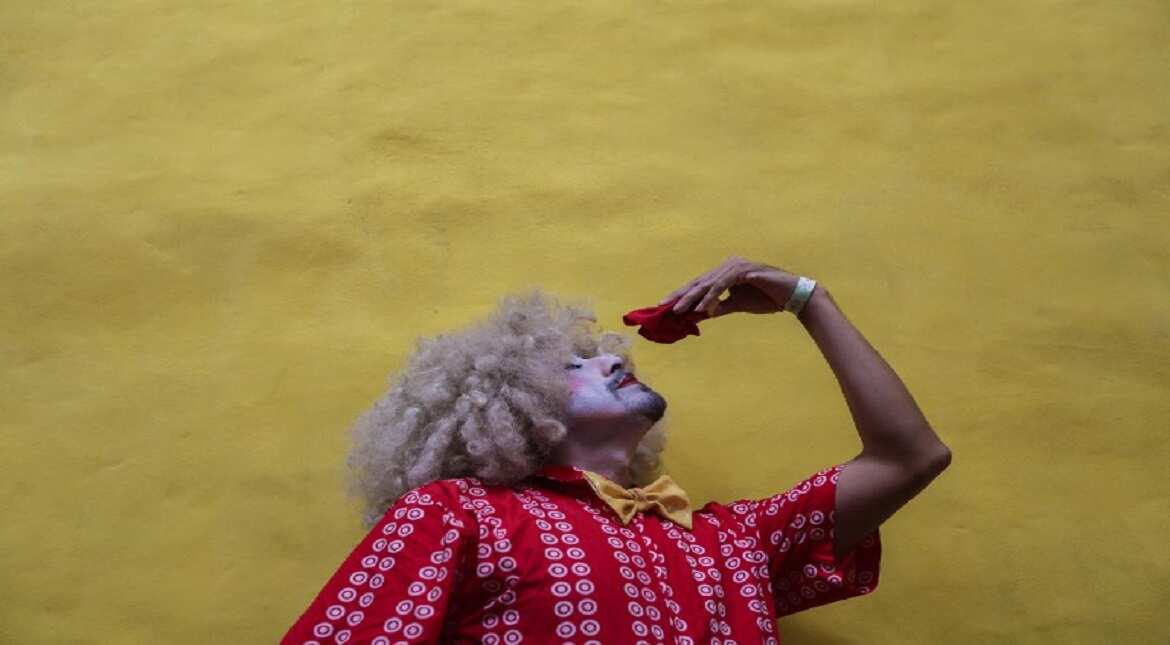 A mime takes part in the "Berrinche Ambientall" festival in Granada, some 45km from Managua.