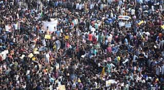 Head of southern India state urges calm as Jallikattu protests intensify