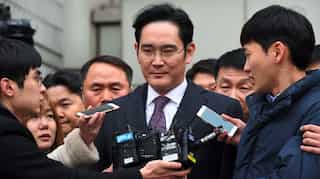 Samsung heir charged with fraud over succession-linked deal