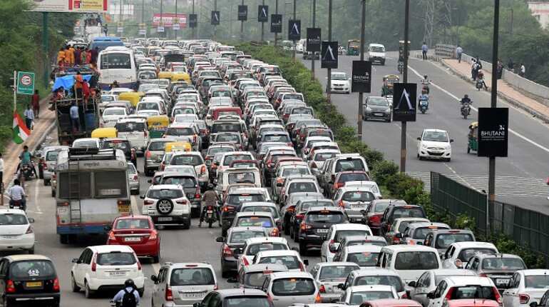 Delhi vehicles without HSRP and colour-coded stickers to be penalised soon