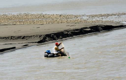 Pakistan tells India to suspend construction of Indus dams Pakistan tells India to suspend construction of Indus dams