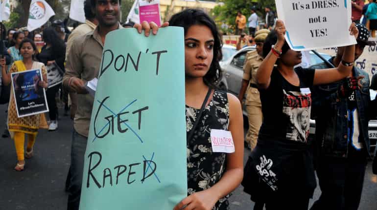 Bengaluru mass molestation: Women 'occupy night streets' in 30 Indian cities, demand safety in public spaces Bengaluru mass molestation: Women 'occupy night streets' in 30 Indian cities, demand safety in public spaces
