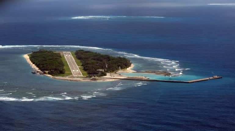 US should avoid harming peace and stability of South China Sea, warns China