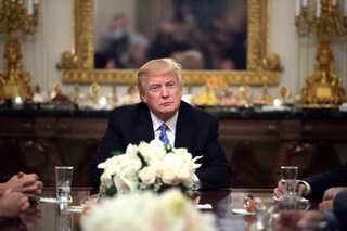 Trump threatens Chicago: Rein in gun 'carnage' or prepare for federal intervention