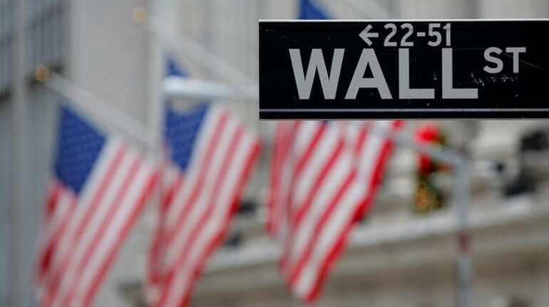 Dow hits 20,000 mark as post-election rally resumes