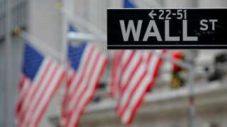 Dow hits 20,000 mark as post-election rally resumes