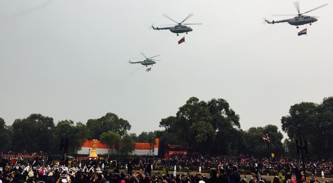 Parade2