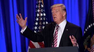 Trump, Mexican president engage in ' friendly talk' over phone to end wall row