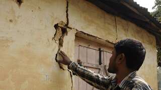 Earthquake measuring 5.8 jolts northern India