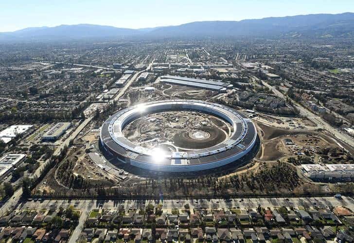 Apple's new 'spaceship' campus boasts the world's largest piece of curved glass