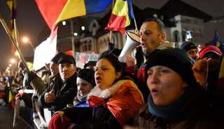 Romanian govt survives no-confidence motion