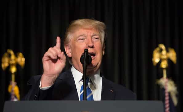 Trump administration backs bill halving issuance of green cards