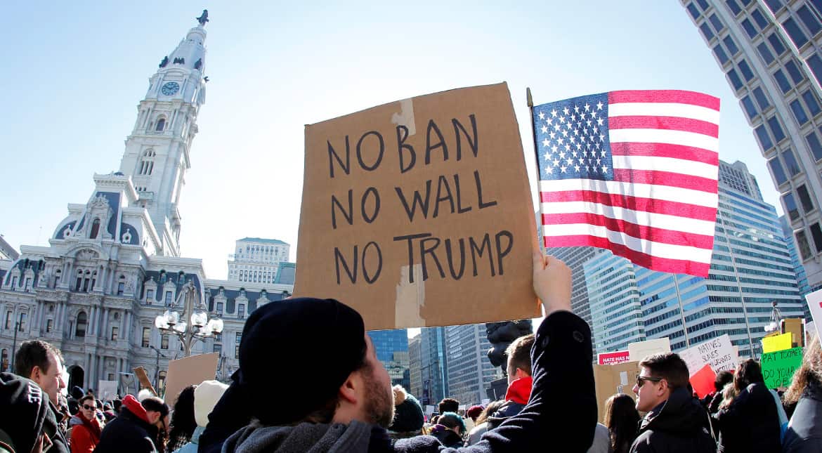 Protests in US against crackdown by immigration enforcement officers
