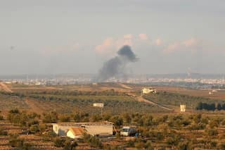 Watch: Air strikes pound Syria's Deraa city