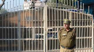 Supreme Court orders RJD leader Shahabuddin be moved to Delhi's Tihar Jail