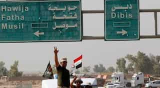 Iraqi planes drop leaflets on west Mosul to say offensive is imminent