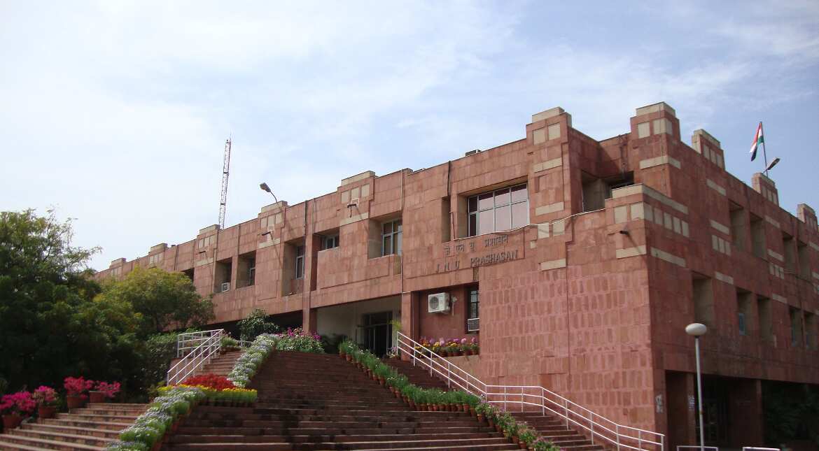 Congress leaders, students request Indian president to review JNU's new admission policy
