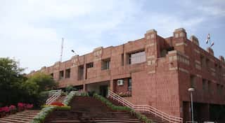 Congress leaders, students request Indian president to review JNU's new admission policy