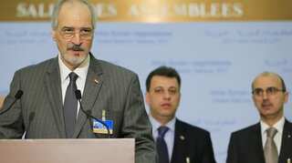 Syria: Government demands opposition condemn Homs attack