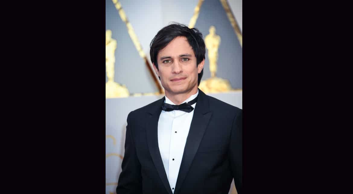 Mexican film actor Gael Garcia Bernal, a presenter at the show, was handsome in a black tux.