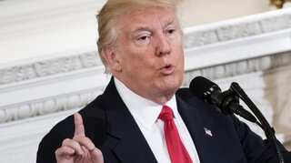 Trump accuses Obama of leaks within present US administration