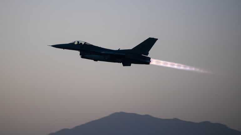 Russian jets accidentally bombed US-backed forces in Syria: US general Russian jets accidentally bombed US-backed forces in Syria: US general