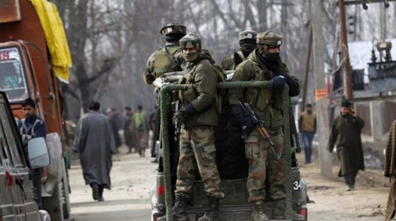 Gunbattle ends in south Kashmir's Shopian district, militants escape Gunbattle ends in south Kashmir's Shopian district, militants escape
