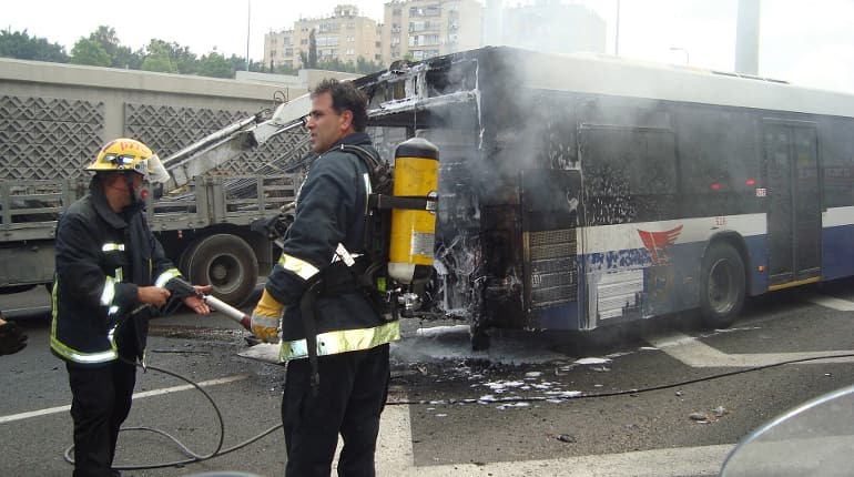 18 dead, 33 injured in Panama bus crash