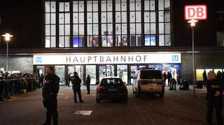 Germany: Man with axe injures 7 at train station