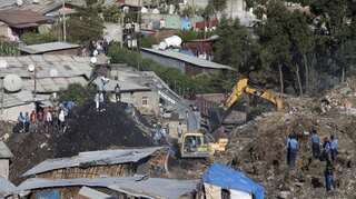 Ethiopia rubbish dump landslide death toll soars to 113
