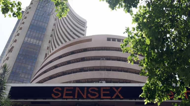 Nifty hits record, rupee reaches 17-month high Nifty hits record, rupee reaches 17-month high
