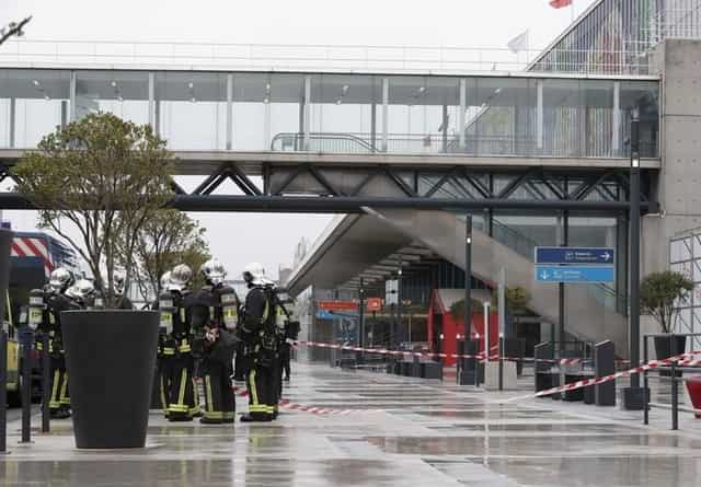 Orly airport attacker was known to police, French intelligence: Minister